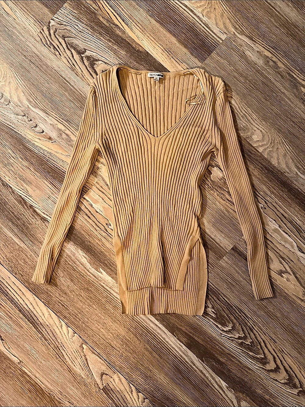 Fashion Nova Ribbed V-Neck Sweater in Cream Size 2X